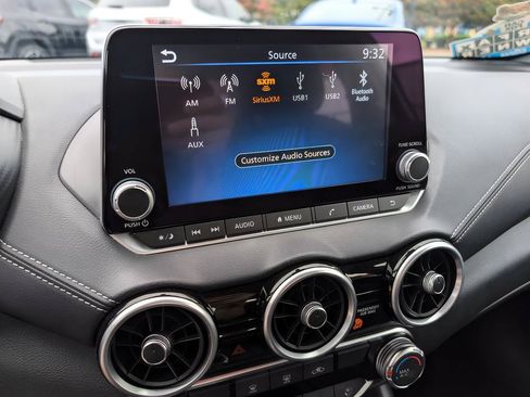 Used 2025 Nissan Sentra SV FWD image 20