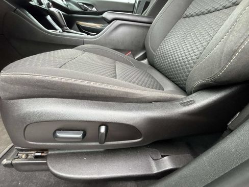 Used 2018 GMC Acadia SLE AWD/4WD image 12