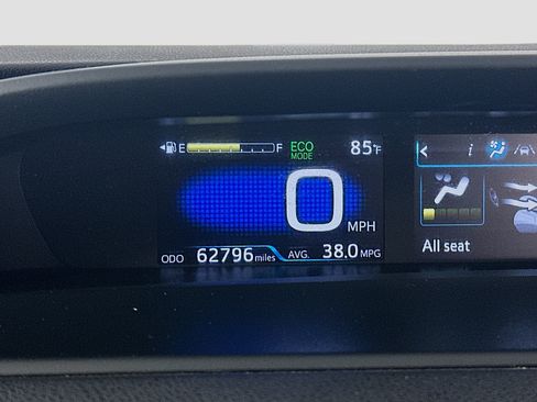 Used 2018 Toyota Prius Two w/ Prius Two Safety Plus Package FWD image 19