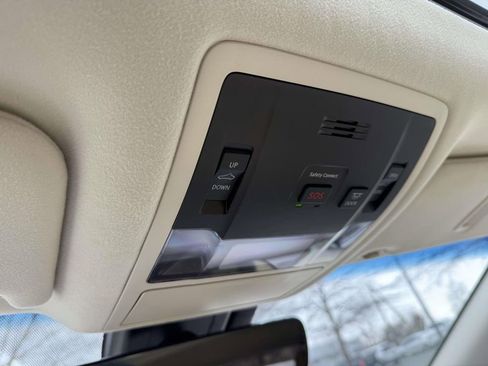 Used 2019 Lexus RX 350 AWD w/ Navigation Package image 26