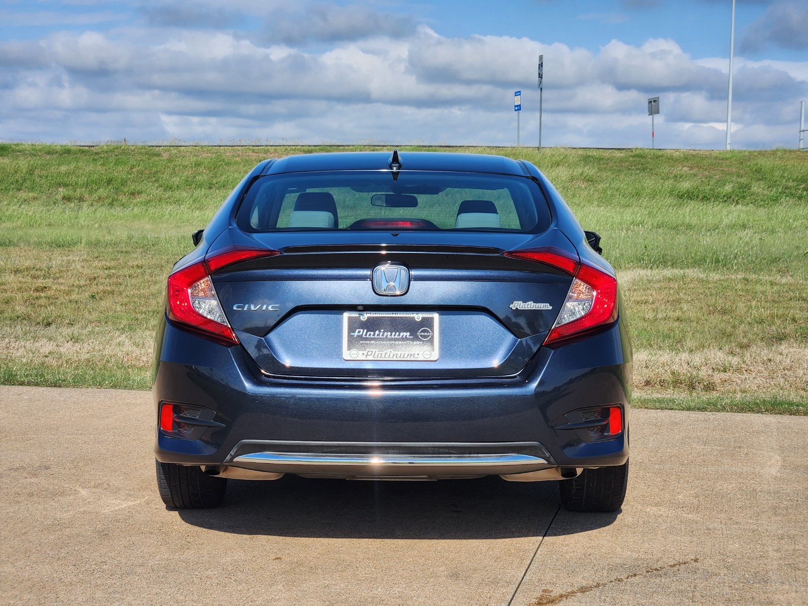 Used 2020 Honda Civic EX image 8
