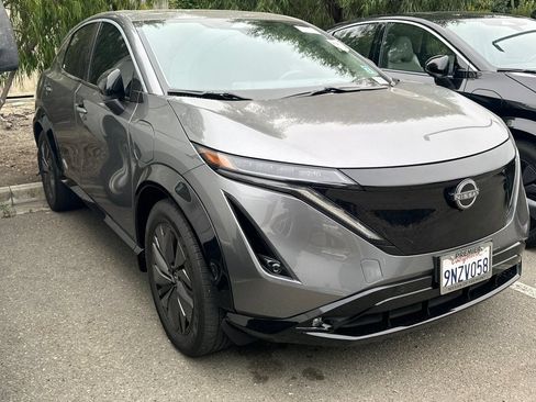 Certified 2024 Nissan Ariya FWD image 2