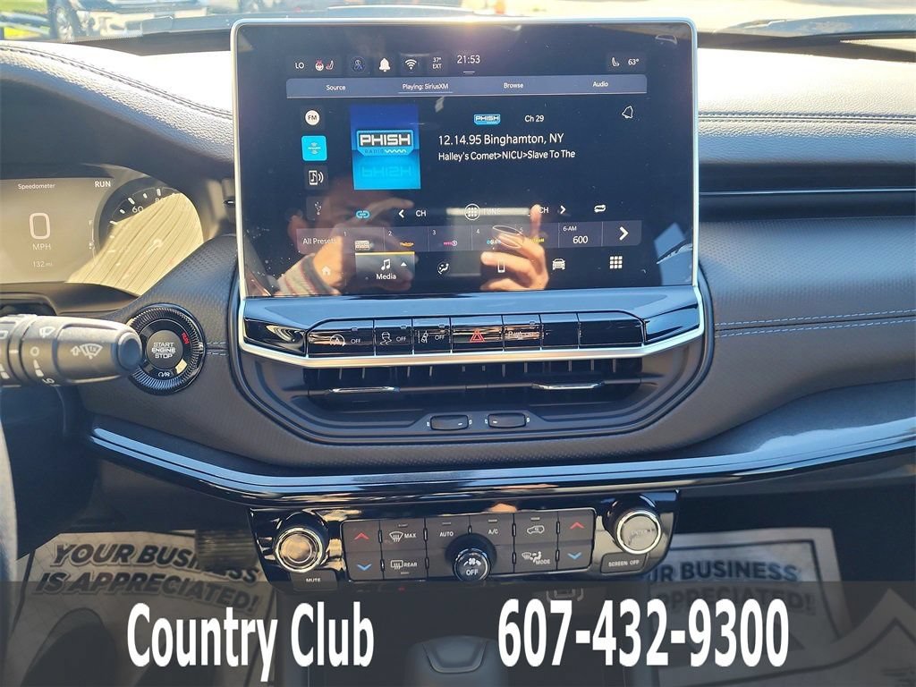 New 2025 Jeep Compass Limited w/ Sun & Sound Group AWD/4WD image 14