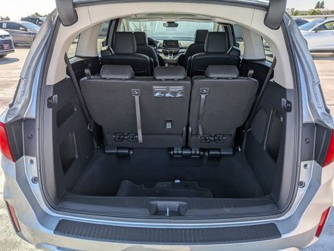 Used 2025 Honda Odyssey EX-L image 6