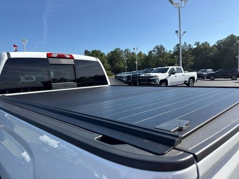 Used 2016 GMC Sierra 2500 Denali w/ Duramax Plus Package AWD/4WD image 15