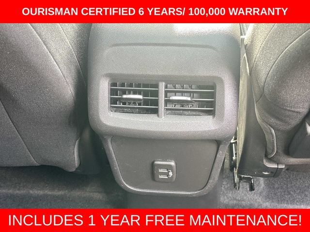 Used 2024 GMC Terrain SLE w/ Driver Convenience Package FWD image 13