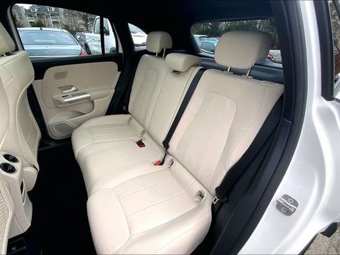 Used 2026 Mercedes-Benz GLA 250 4MATIC image 17