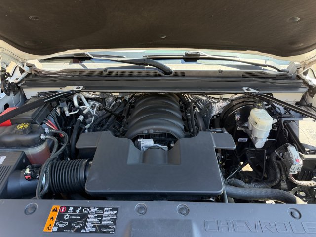 Used 2018 Chevrolet Tahoe LT w/ LT Signature Package AWD/4WD image 16