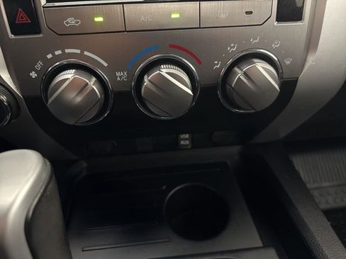 Used 2018 Toyota Tundra SR5 w/ SR5 Upgrade Package image 24