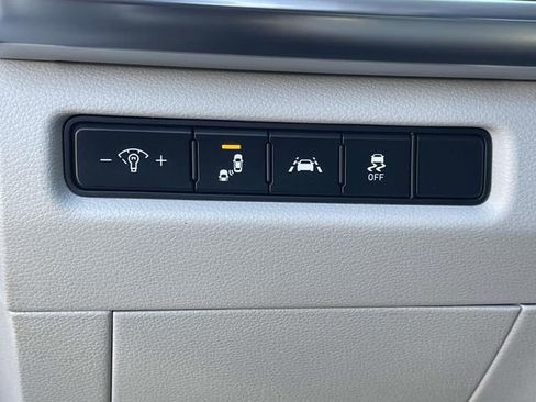 Used 2022 Kia Telluride S image 19