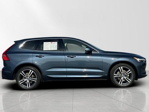 Used 2020 Volvo XC60 T5 Momentum w/ Protection Package Premier image 7