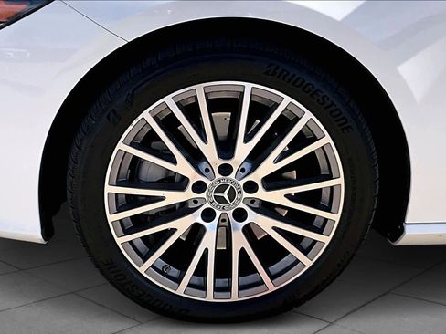 Used 2023 Mercedes-Benz CLA 250 4MATIC image 10