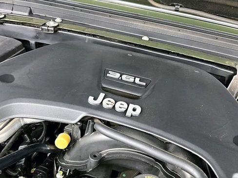 Used 2021 Jeep Wrangler Unlimited Sport image 34