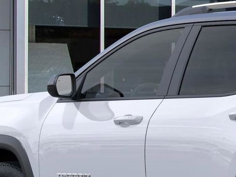 New 2026 GMC Terrain Elevation w/ Elevation Premium Package image 12