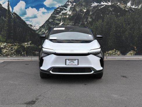 Certified 2023 Toyota bZ4X Limited w/ Weather Package image 5