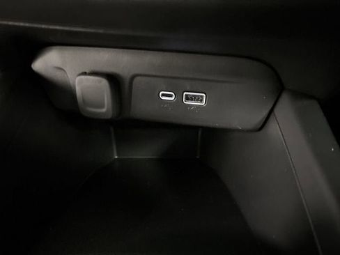 Certified 2025 Chevrolet Trax RS w/ Driver Confidence Package FWD image 34
