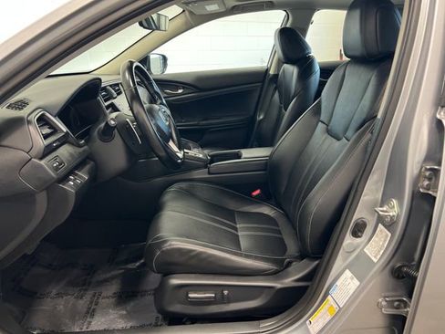 Used 2020 Honda Insight Touring image 9