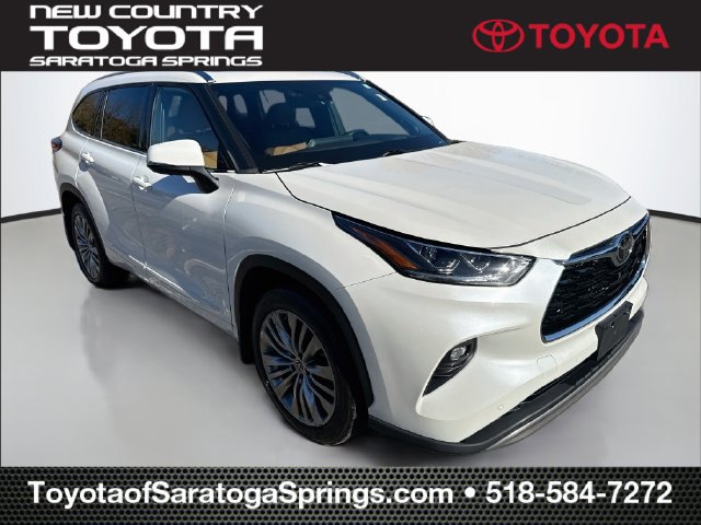 Used 2021 Toyota Highlander Platinum AWD/4WD image 1