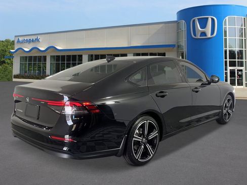New 2026 Honda Accord SE image 5