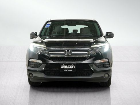 Used 2017 Honda Pilot EX image 8