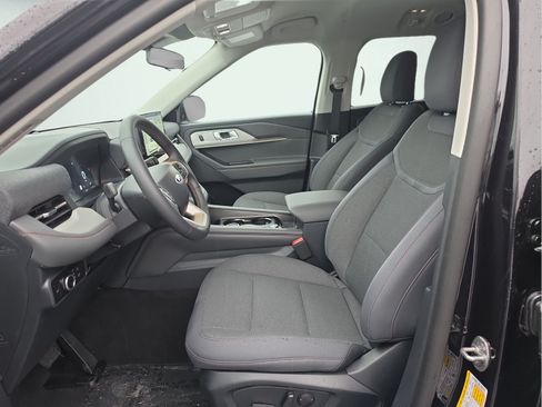 New 2026 Ford Explorer Active AWD/4WD image 9
