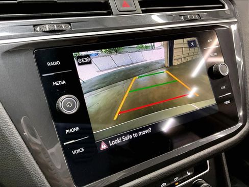 Used 2024 Volkswagen Tiguan S image 23