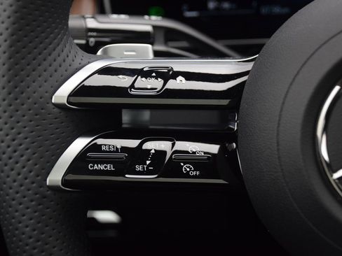 New 2025 Mercedes-Benz GLC 300 4MATIC image 21