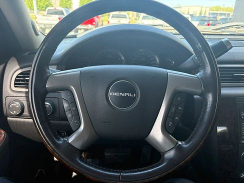 Used 2011 GMC Sierra 3500 Denali AWD/4WD image 18