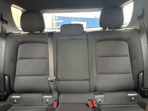 Used 2025 Chevrolet Equinox LT image 37