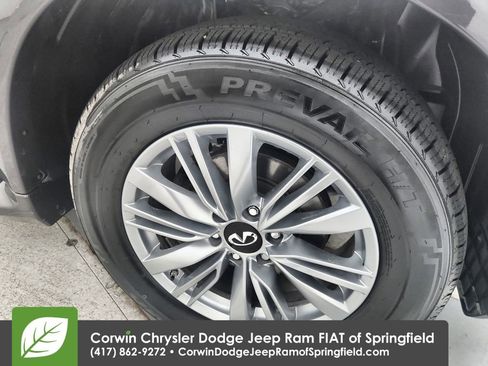 Used 2024 INFINITI QX80 Luxe image 36