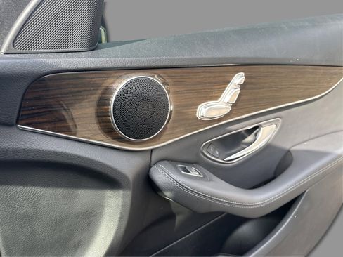 Used 2019 Mercedes-Benz C 300 4MATIC Sedan image 21