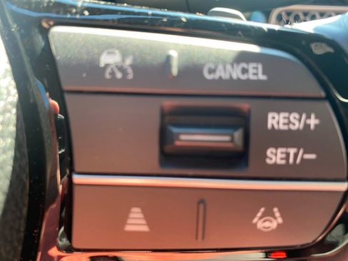 Certified 2025 Honda Civic Sport image 24