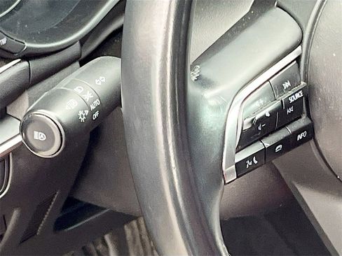 Used 2024 MAZDA MAZDA3 s image 10