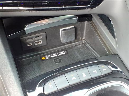 Used 2023 Buick Envision Avenir image 20