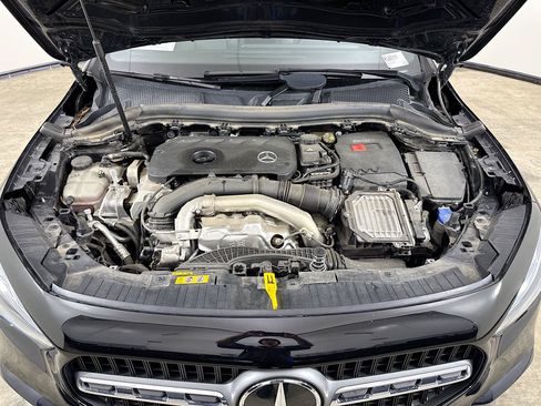 Used 2024 Mercedes-Benz GLA 250 image 32