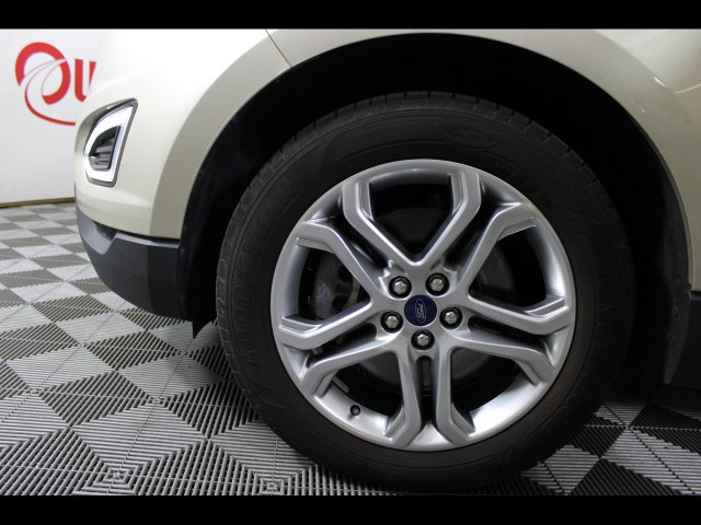 Used 2018 Ford Edge Titanium w/ Technology Package AWD/4WD image 25