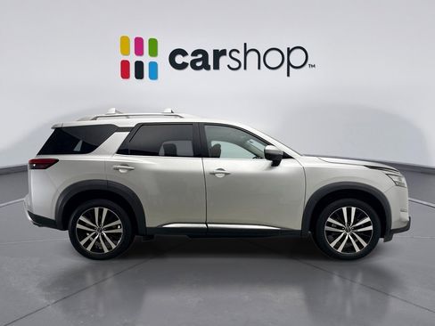 Used 2023 Nissan Pathfinder Platinum AWD/4WD image 6