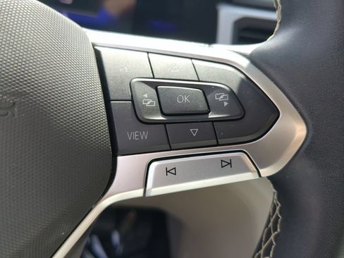 Certified 2023 Volkswagen Atlas SE FWD image 28