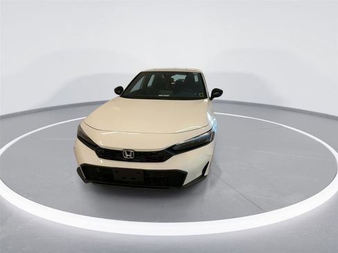 Used 2025 Honda Civic Sport image 3