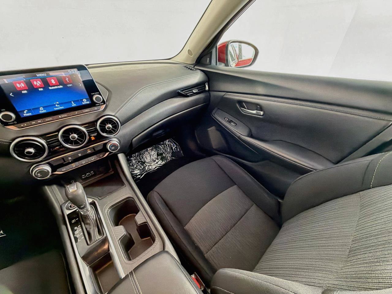 Used 2024 Nissan Sentra SV FWD image 12