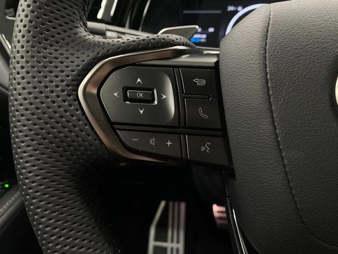 New 2026 Lexus TX 500h AWD image 17