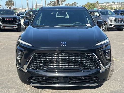 New 2026 Buick Enclave Avenir image 2