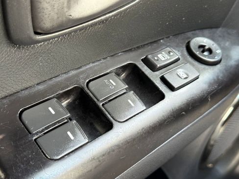 Used 2011 Kia Soul + image 13