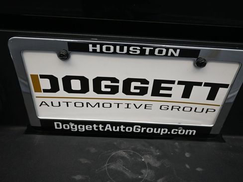 Used 2022 GMC Sierra 1500 Elevation image 2