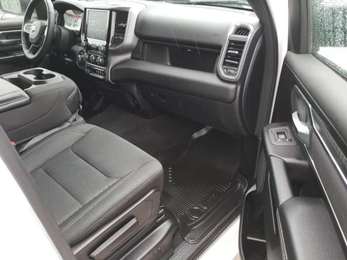 Used 2025 RAM 1500 Lone Star AWD/4WD image 9