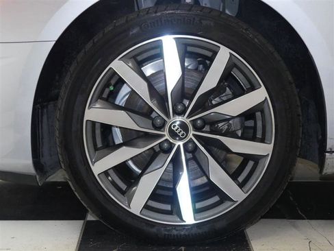 Used 2023 Audi A4 2.0T Premium w/ Convenience Package image 32