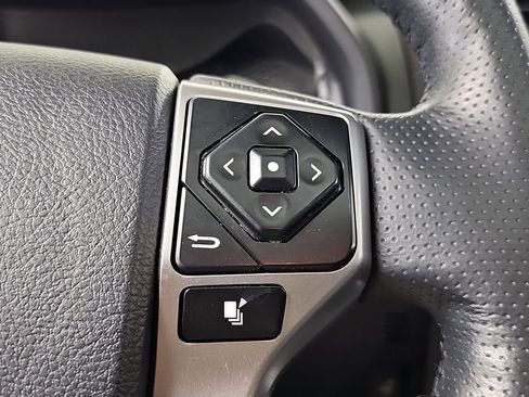 Used 2023 Toyota 4Runner Limited AWD/4WD image 20
