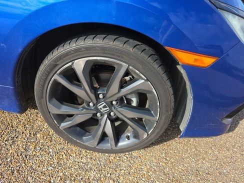 Used 2019 Honda Civic Sport image 9