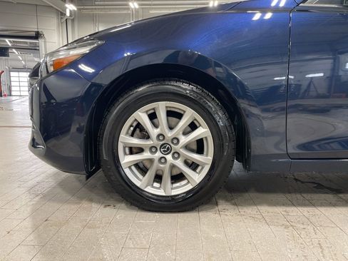 Used 2017 MAZDA MAZDA3 Sport w/ Preferred Equipment Package image 27