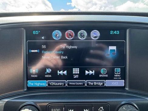 Used 2018 Chevrolet Silverado 1500 LT w/ All Star Edition AWD/4WD image 3